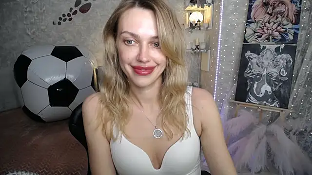 NickyAdamidi webcam