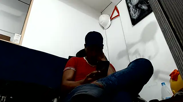 ElCaballeroNegro24 webcam