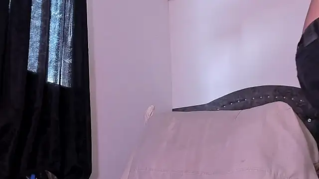 Chrys_harris77 webcam