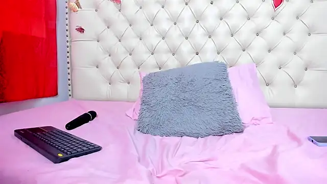 celena_wonder webcam