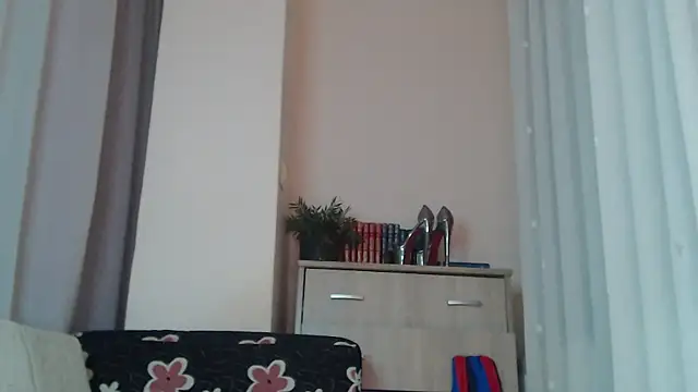 JADAPink___ webcam