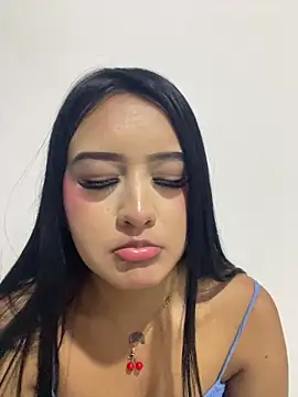 SCARLETVELVET_ webcam