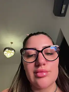 SophieRoouse webcam
