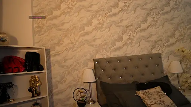 AmyyyDiamond webcam