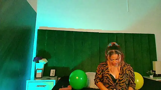 Alana_Petite_ webcam