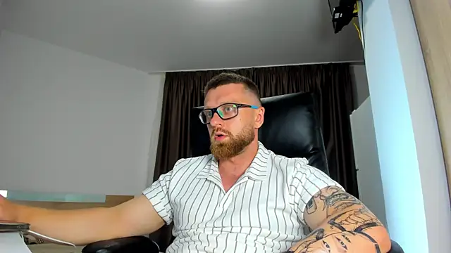 Findom_guy webcam