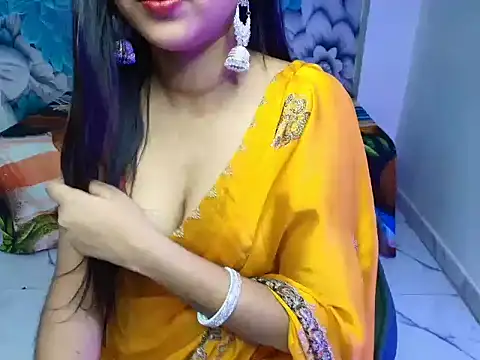 Hot-kavya webcam