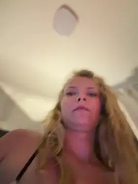 AnastasiaAniess webcam