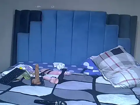 melanin_moon webcam