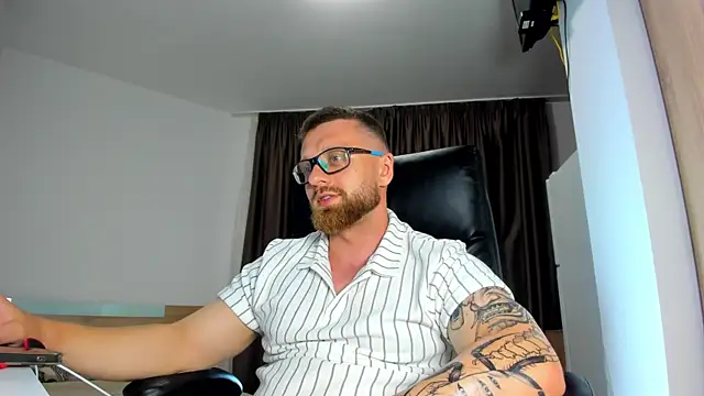 Findom_guy webcam