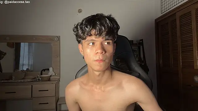 OopsAgain_ webcam