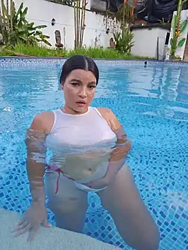 Pretty_Julieta webcam