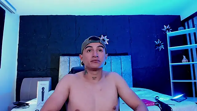 LiamDeep webcam