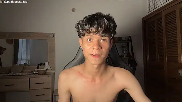 OopsAgain_ webcam