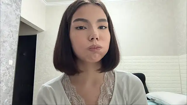 MarylnMonnier webcam