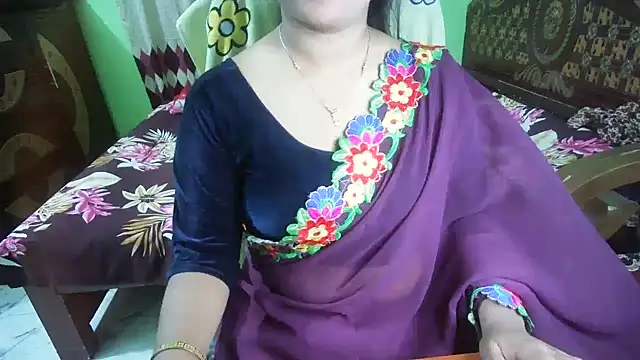 BengaliQueenStar webcam