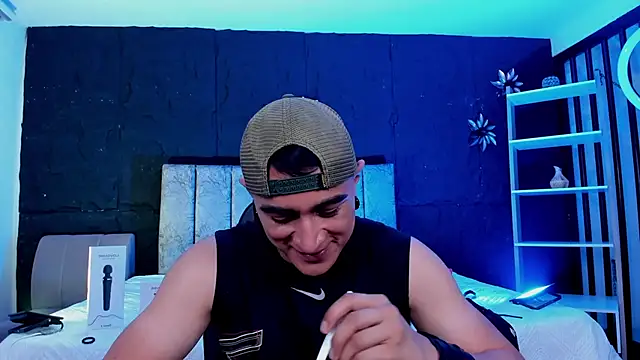 LiamDeep webcam