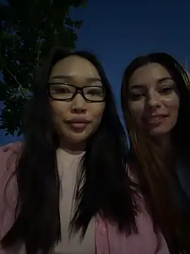 trytomakememoam webcam
