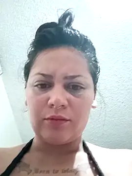 hagathas69 live cam on StripChat