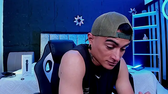 LiamDeep webcam