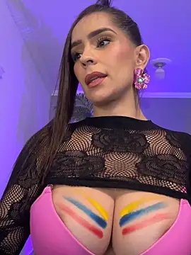 Mau_White webcam