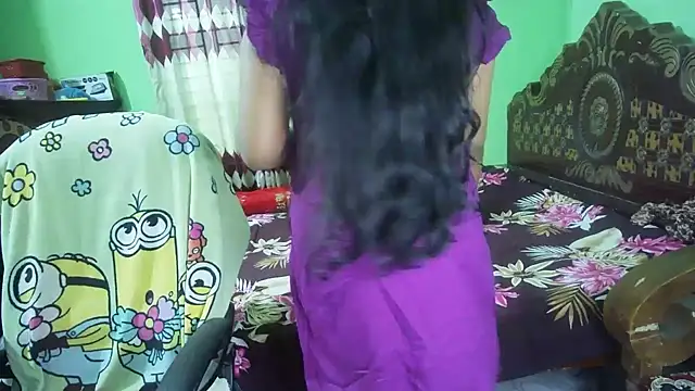 BengaliQueenStar webcam