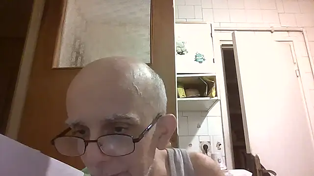 mariusica1@xh webcam