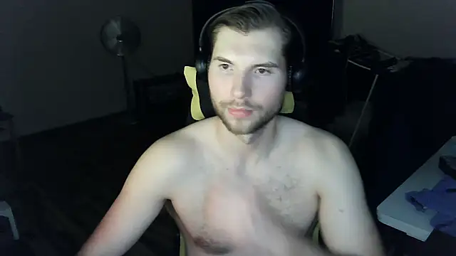 ironman220 (M young) - #beardy #brunettes #cam2cam #cheap-privates #german #hd #masturbation #medium #small-audience #straight #white #young