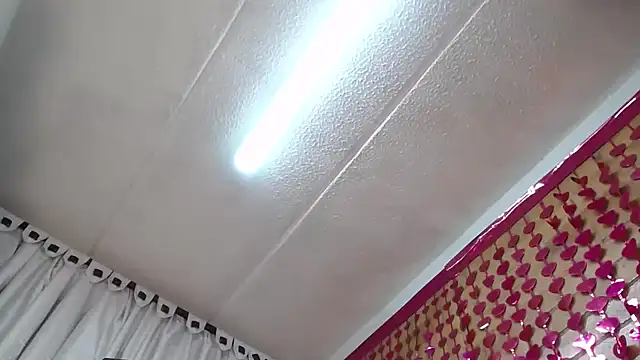 miss_squirtsx webcam