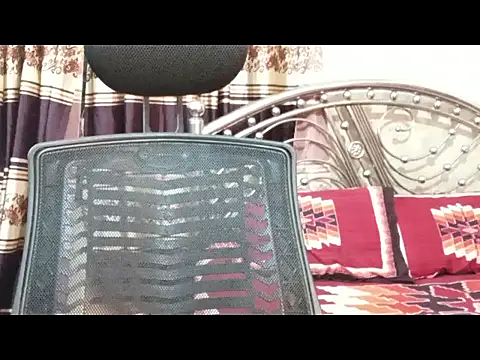 Nusrat_Faria webcam