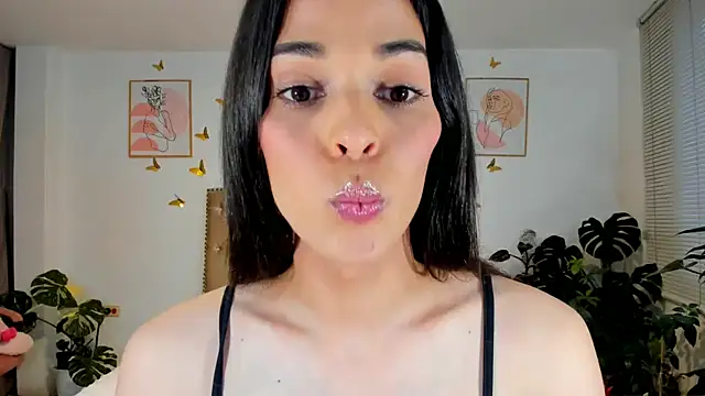 Anun - Trans webcam sex chat