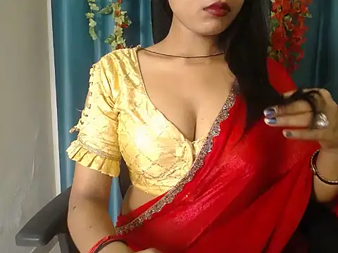 Naughtyy_Ranii01 webcam