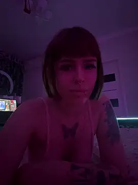 velvetember (F teen) - NAKED for 5 minutes🥰