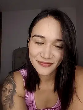 DaniRivers_ webcam