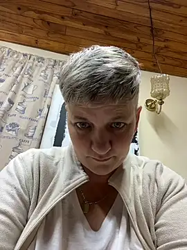 blueiceeyes (F milf) - Close up orgasm