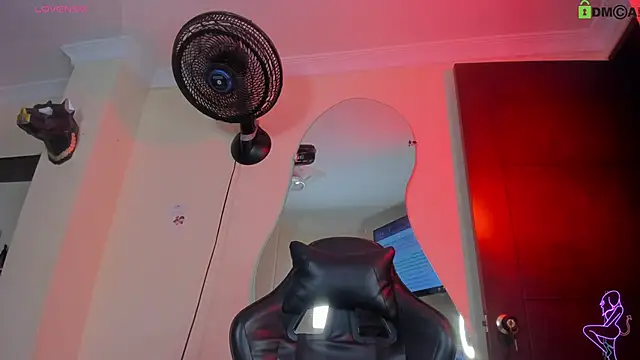 Danyhottits webcam