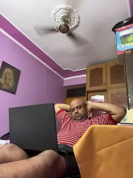 Dick_6inches_Delhi webcam