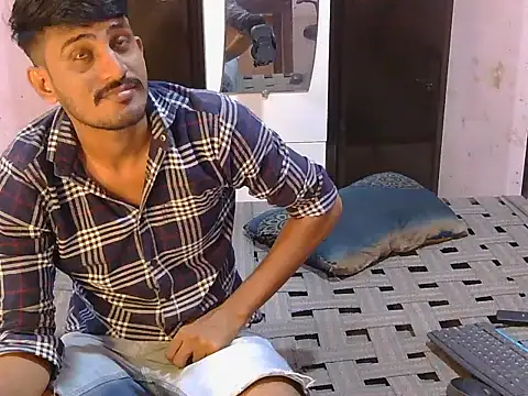 HotXKrish webcam