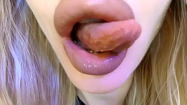 Velvet_kissx webcam