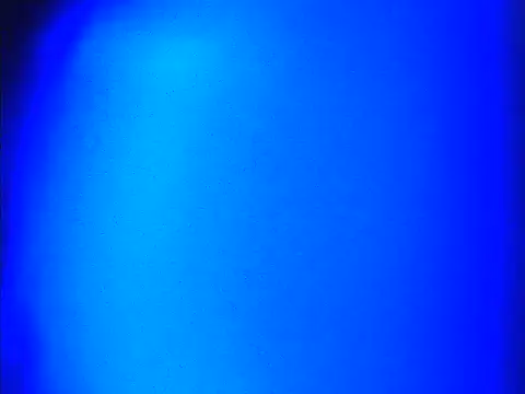 Hotcherryx18 webcam