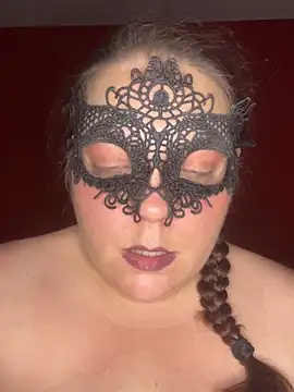 Lolaqueen870 webcam