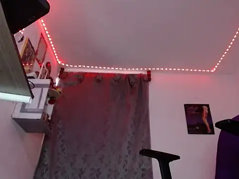 Ninadesire0211 webcam