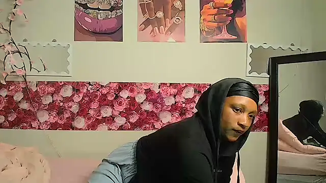 EnchantingLisa webcam