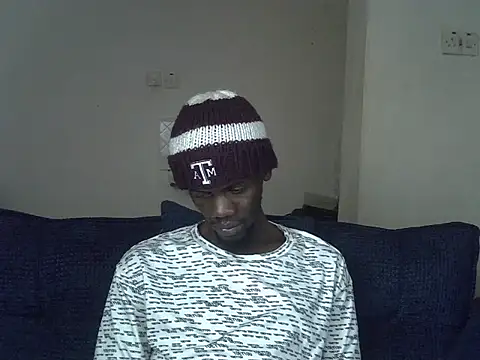 Thee_Biggest webcam