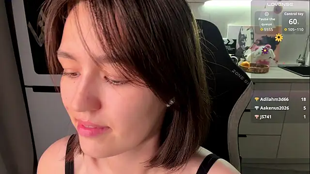LilyPopss webcam