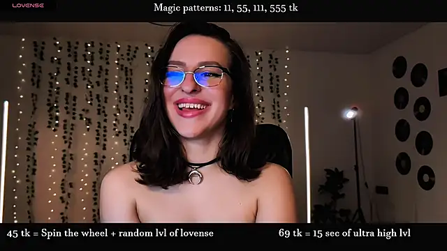 Alicia_x_art webcam