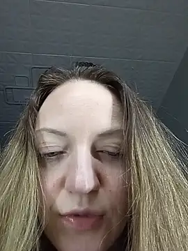 KattyLuuu webcam