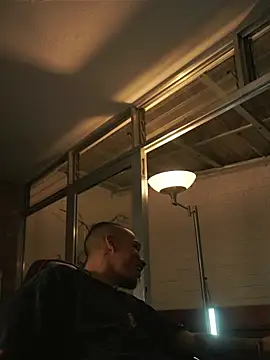 AlphaMasterXxx webcam