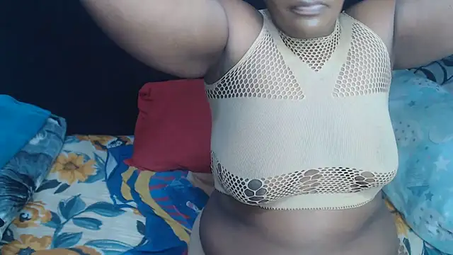 LaicyBrown76 webcam