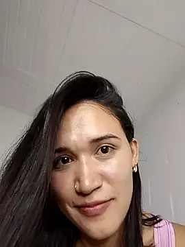 DaniRivers_ webcam